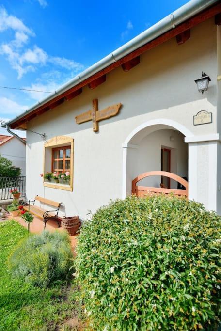 Villa Levendula Vendeghaz Lovas Exterior foto